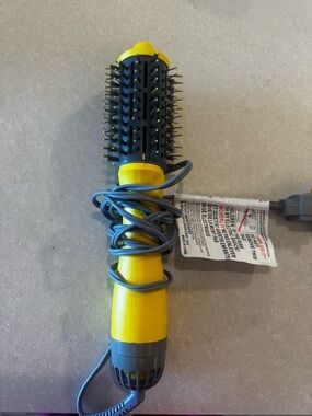 Drybar Yellow and Black Round Hot Air Brush